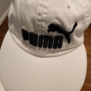 PRE-OWNED WHITE PUMA HAT
